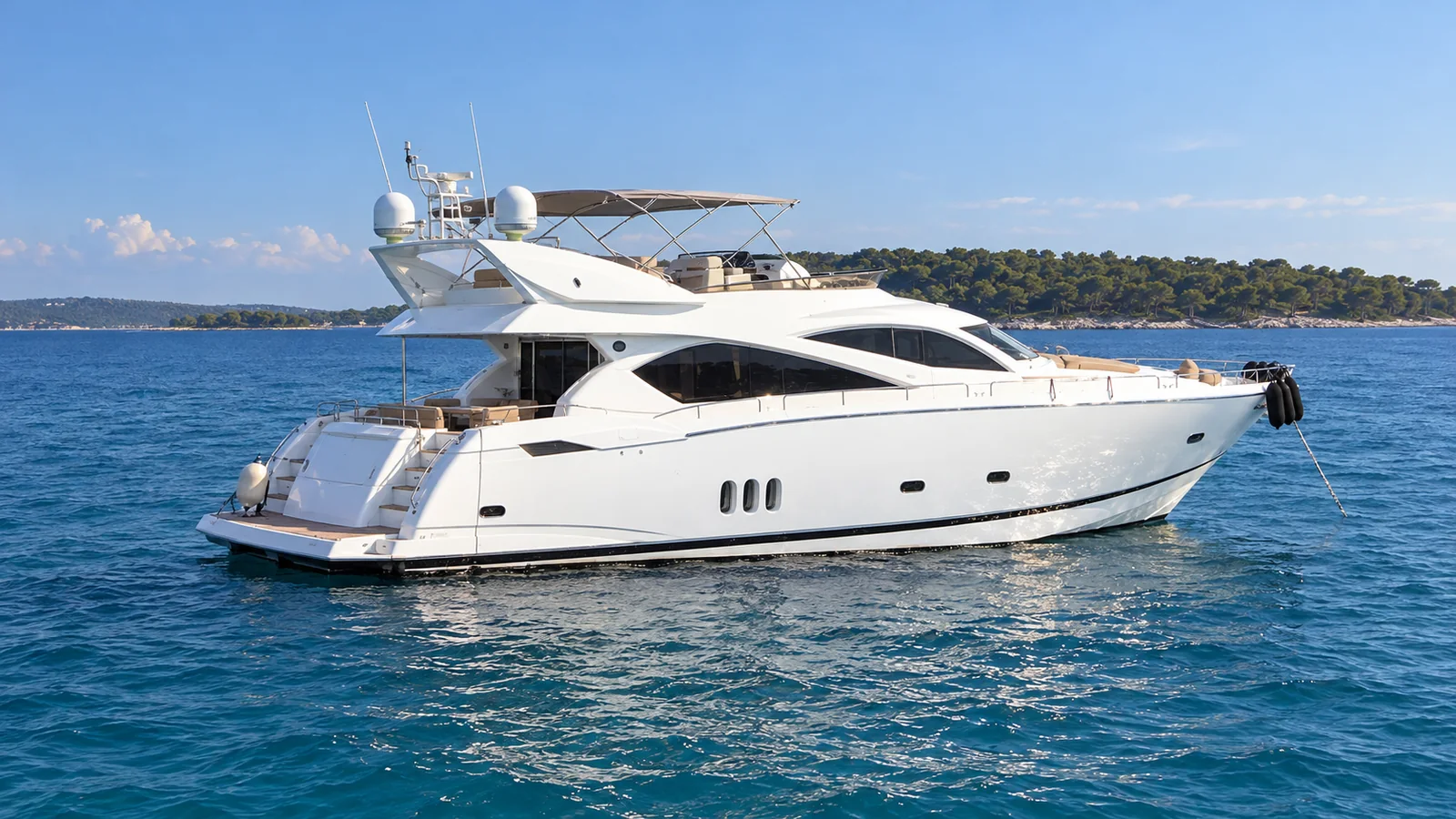 Sunseeker 82 Yacht