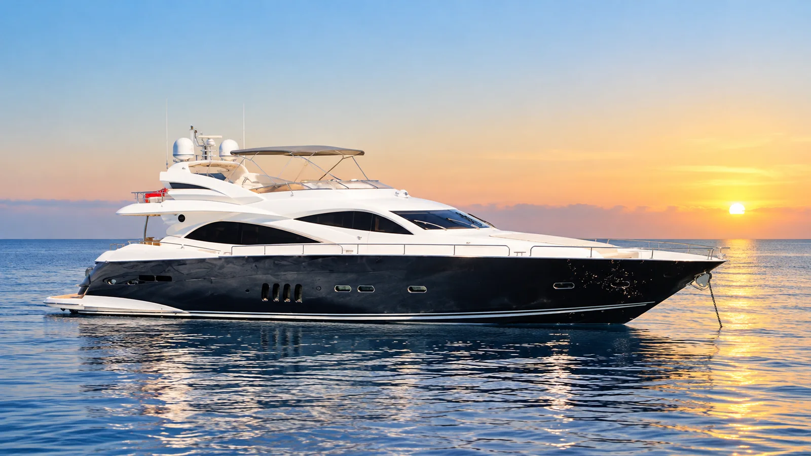 Sunseeker 90 Yacht