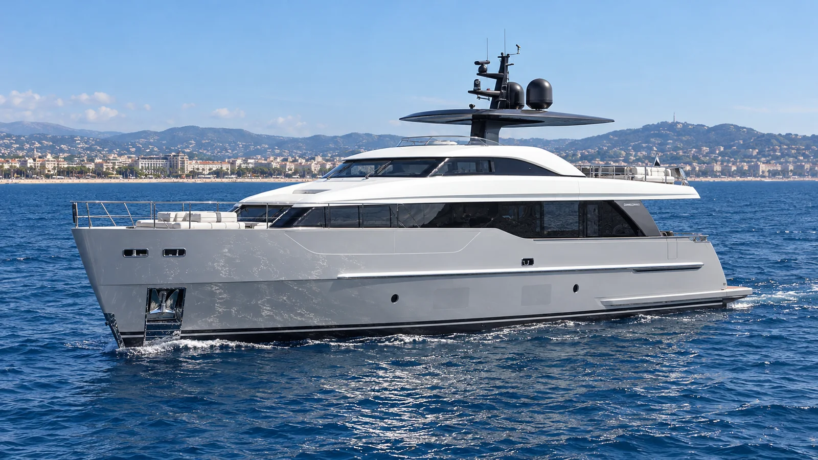 Sanlorenzo SD90